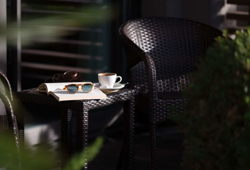 Doubletree By Hilton Hotel Izmir Airport