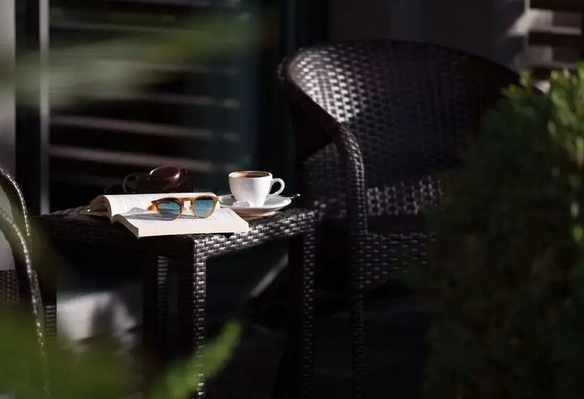 Doubletree By Hilton Hotel Izmir Airport