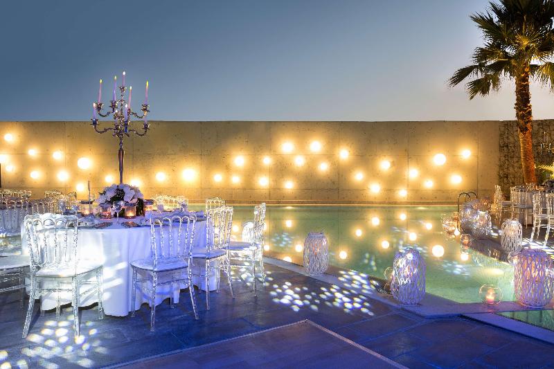 Doubletree By Hilton Hotel Izmir Airport