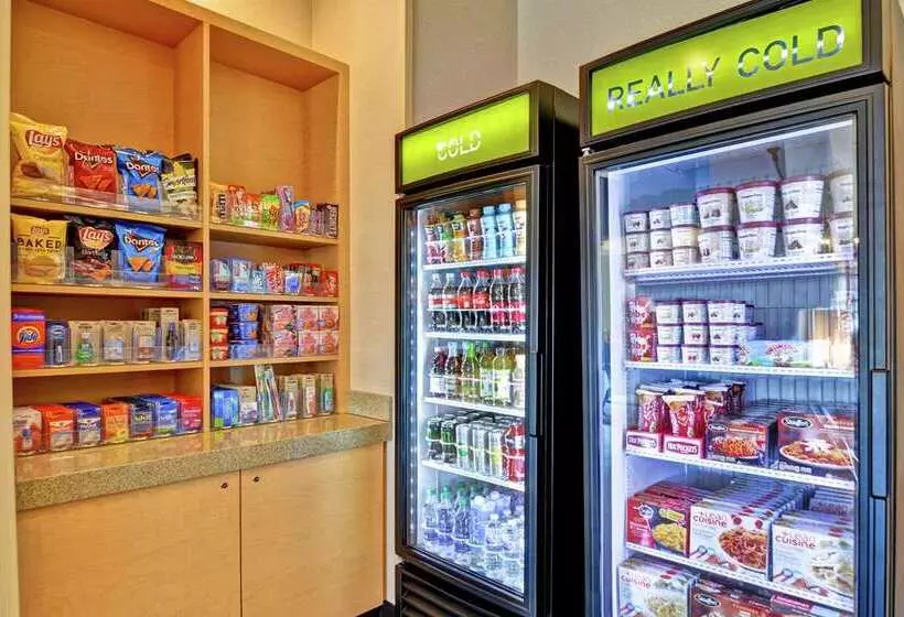ホテル Home2 Suites By Hilton Charlotte Airport