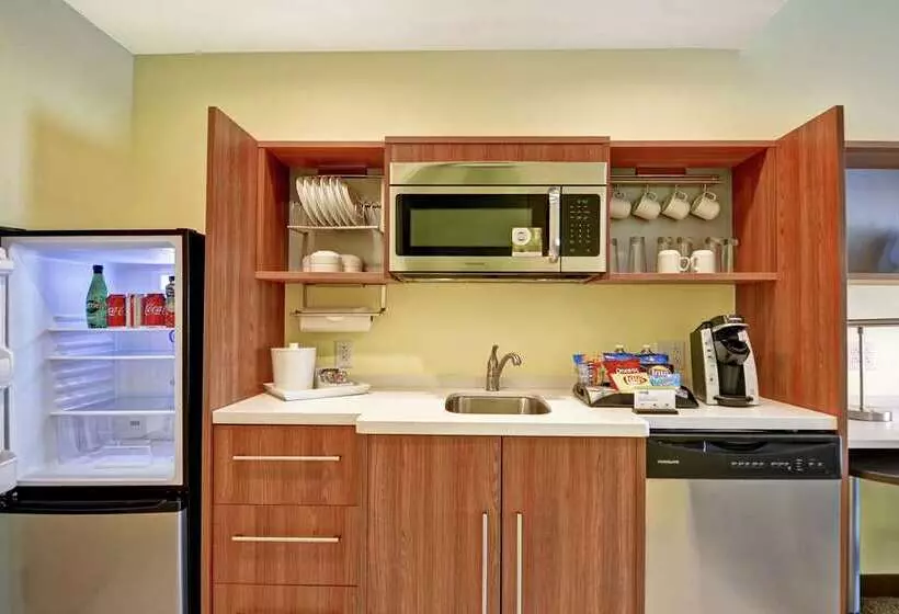 ホテル Home2 Suites By Hilton Charlotte Airport