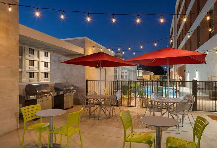 호텔 Home2 Suites By Hilton Charlotte Airport