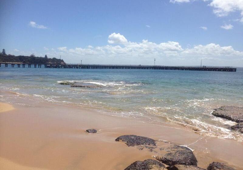 בית מלון כפרי Portsea Village Resort