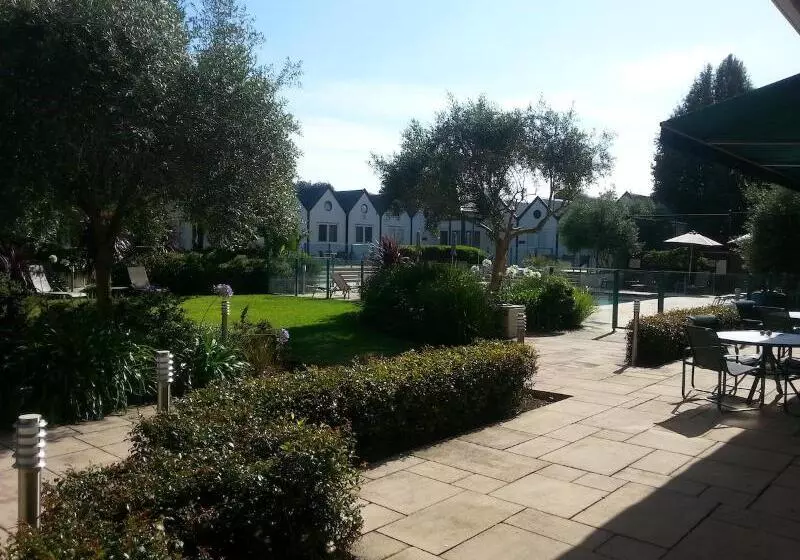 ホテル Portsea Village Resort
