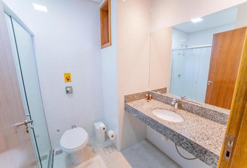 فندق Pousada Galeria Artes