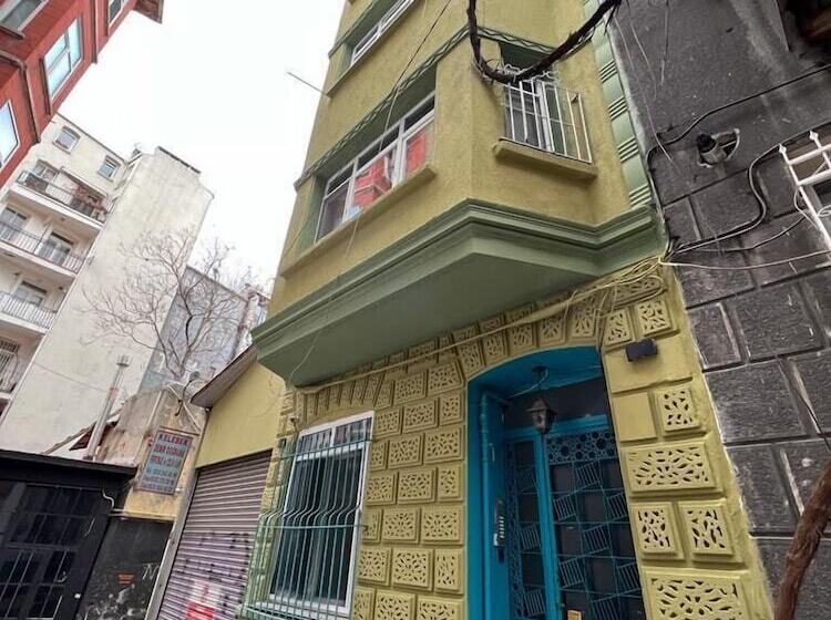 בית מלון כפרי Rodin Suites