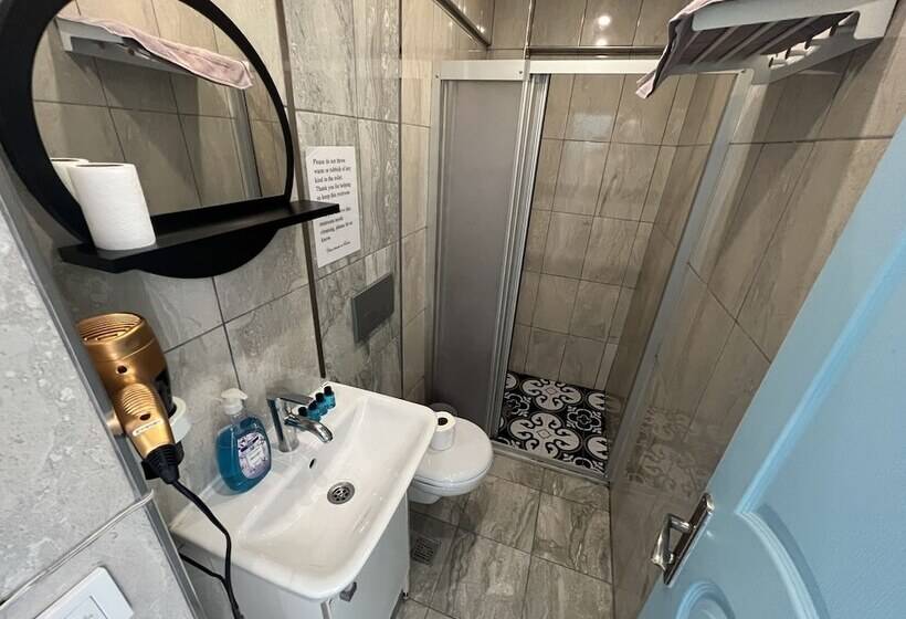 בית מלון כפרי Rodin Suites