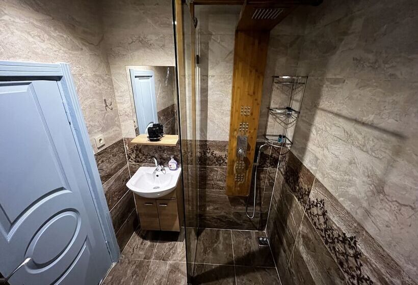 בית מלון כפרי Rodin Suites