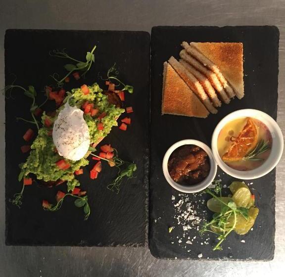 בית מלון כפרי The Black Swan