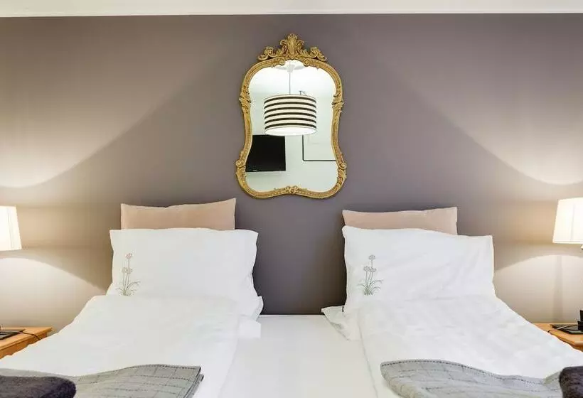 پانسیون Freyja Guesthouse & Suites