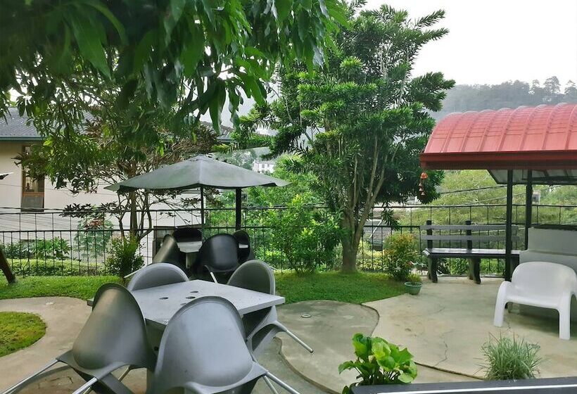 بنسيون New Kandy Residence