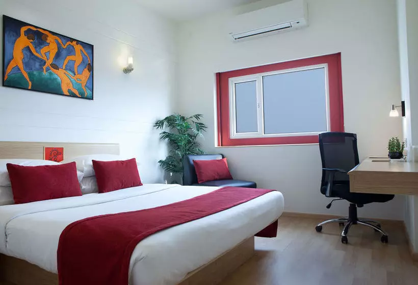Red Fox Hotel Chandigarh