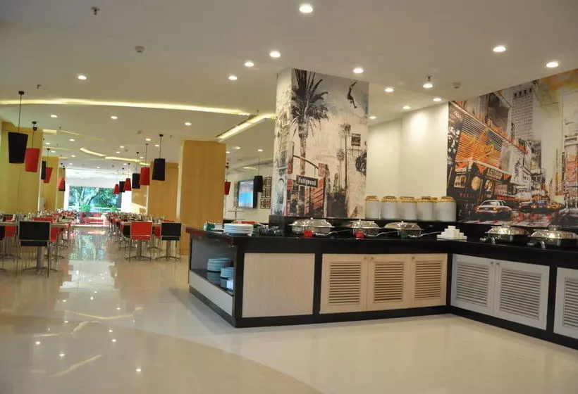 Red Fox Hotel Chandigarh