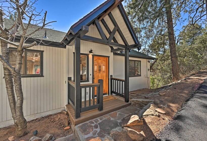 Airy Pine Escape W/ Pool Table, Near Hiking!