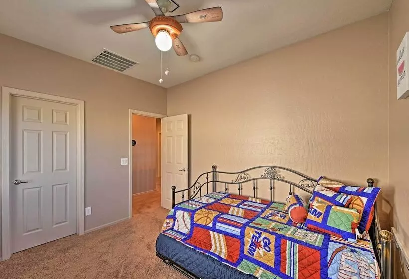 Arizona Retreat W/ Heated Pool, Fire Pit & Grill!