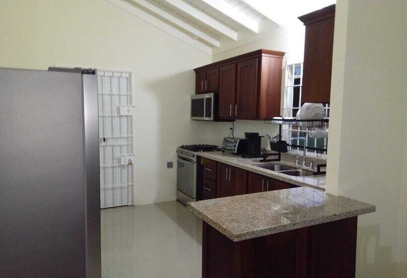 تختخواب و صبحانه Ocean View Get Away