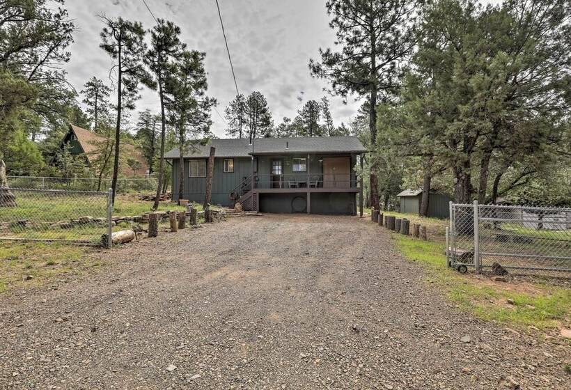 Bright Pine Cabin: Direct Trail Access & Deck!