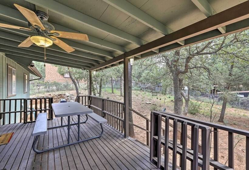 Bright Pine Cabin: Direct Trail Access & Deck!