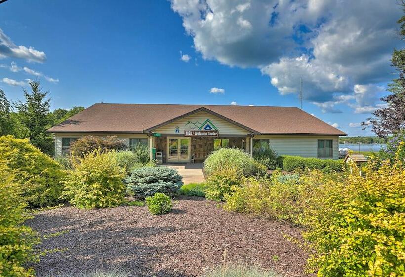 Charming Arrowhead Lake Cabin W /hammock, Deck!