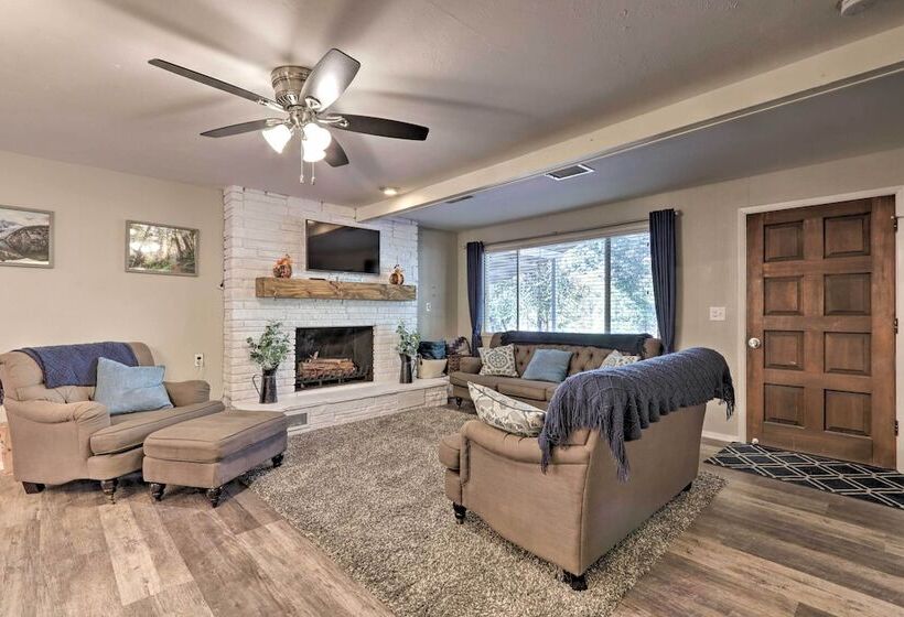 Charming Cottage With Tonto National Forest Views!