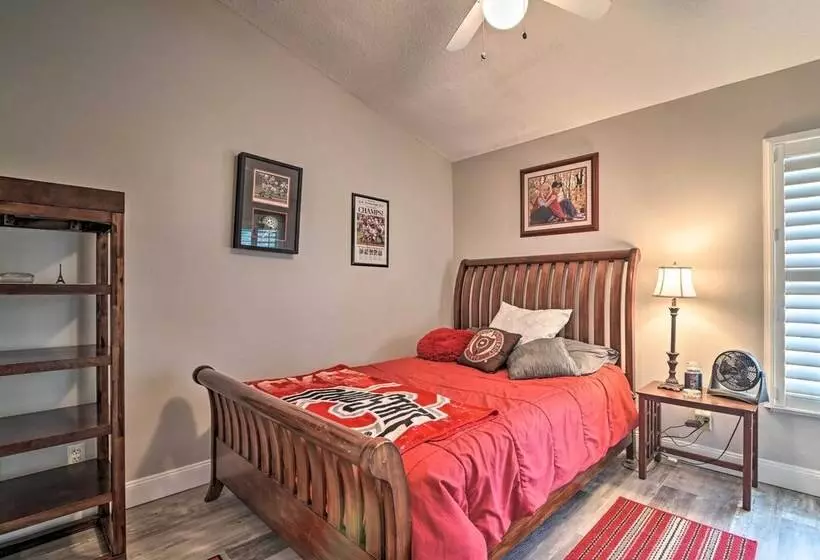 Florida Family Home W/ Dock On Saw Mill Lake!