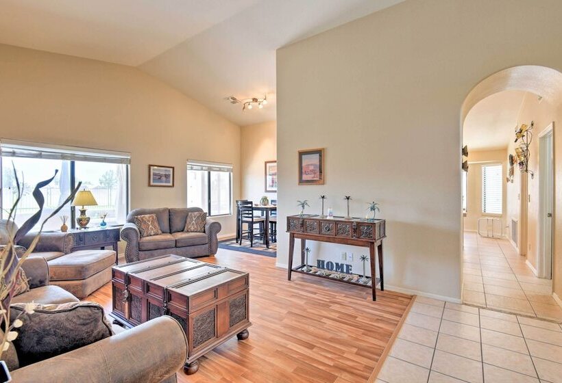 Glendale Home W/ Pool Walk To Nfl Games!