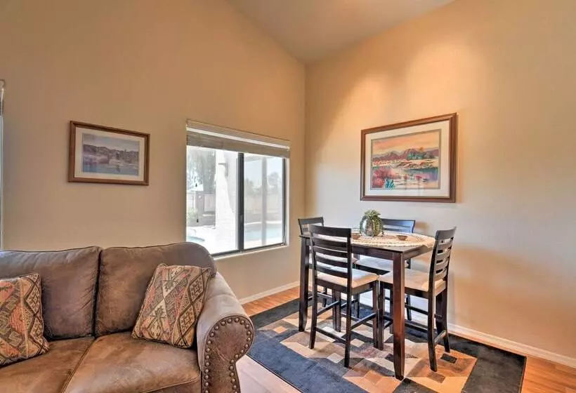 Glendale Home W/ Pool   Walk To Nfl Games!