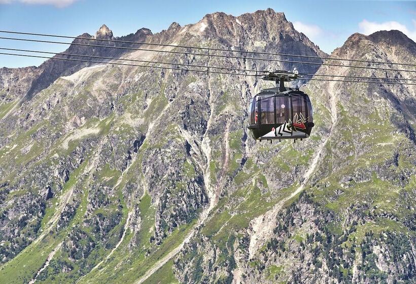 Отель Goldener Adler