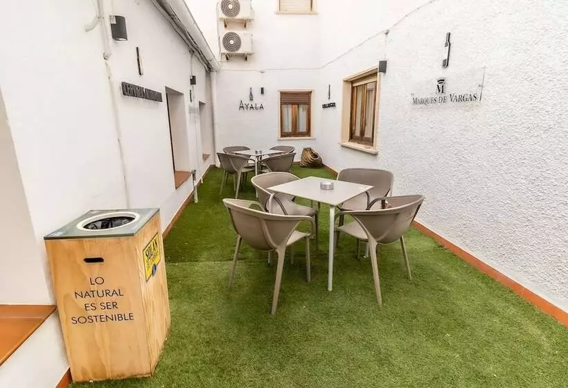 Hotelli Hostal El Bomba