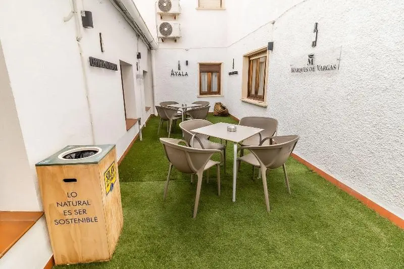 Hôtel Hostal El Bomba