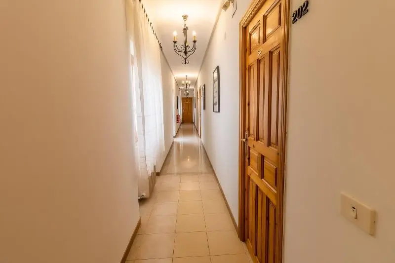 Hôtel Hostal El Bomba