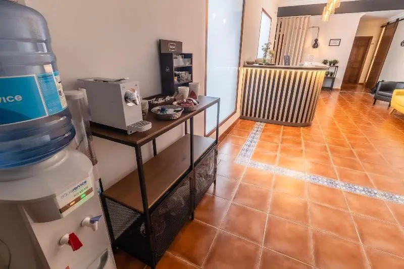 Hôtel Hostal El Bomba
