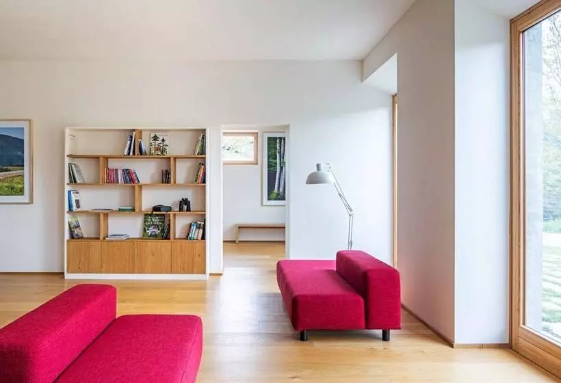 Maaseutuhotelli Oasy