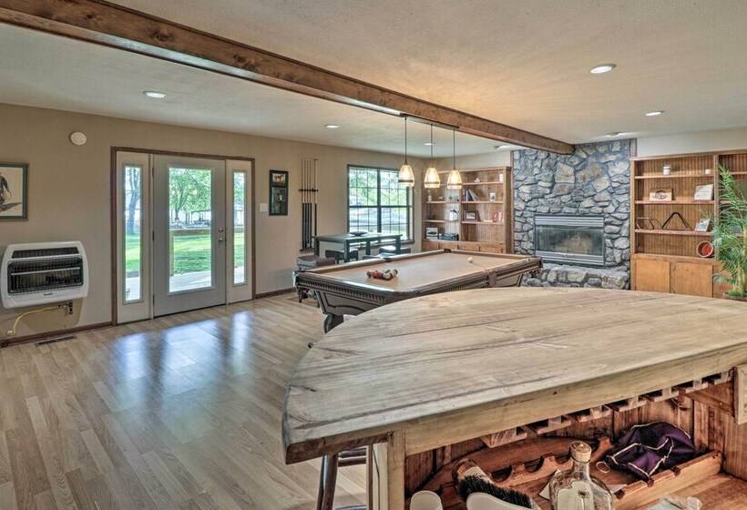 Lake Hamilton Home W/ Dock: 8 Mi To Hot Springs Np