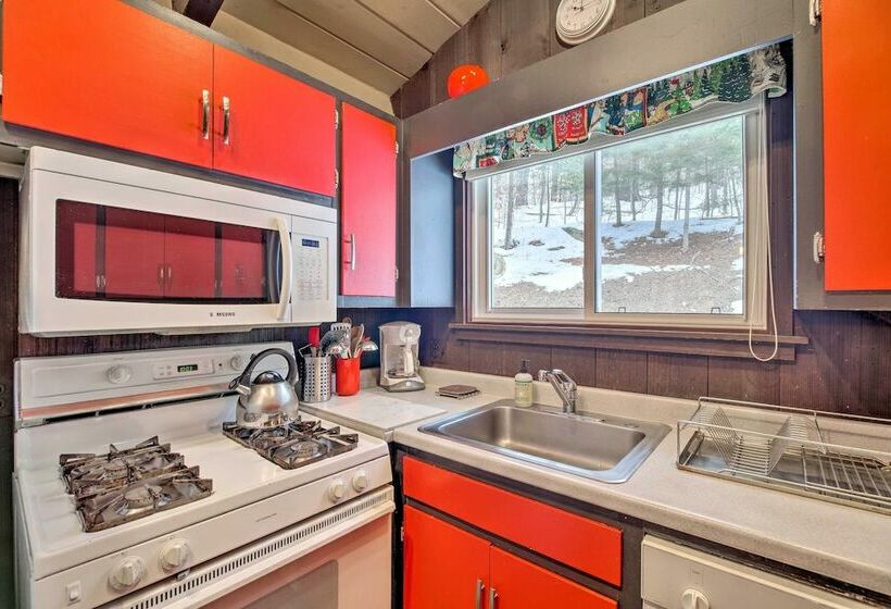 Lovely All Season Mountain Retreat, 4 Mi To Skiing