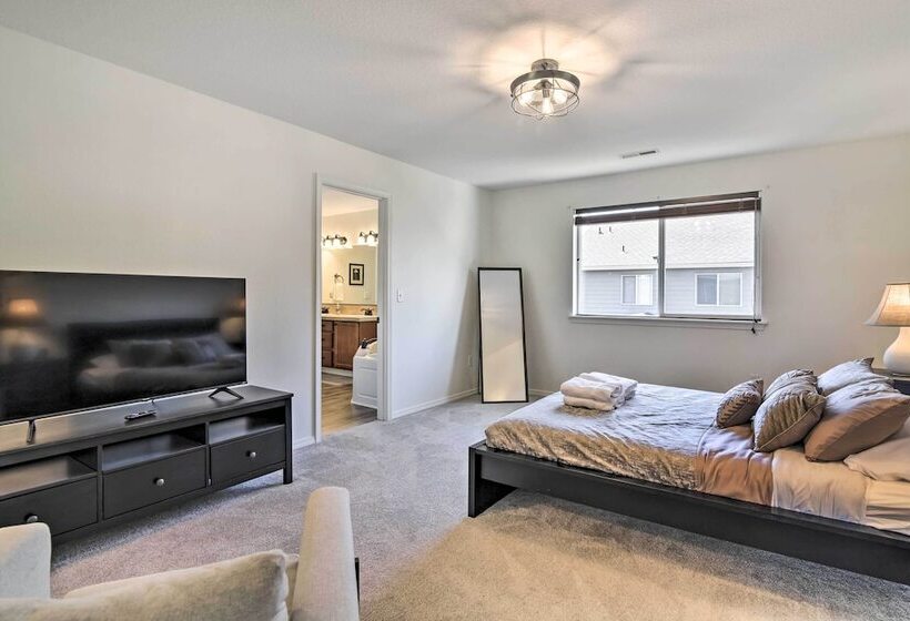 Lovely Vancouver Home < 18 Mi To Portland!