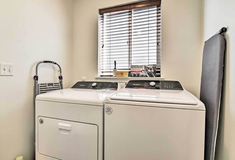 Lovely Vancouver Home < 18 Mi To Portland!