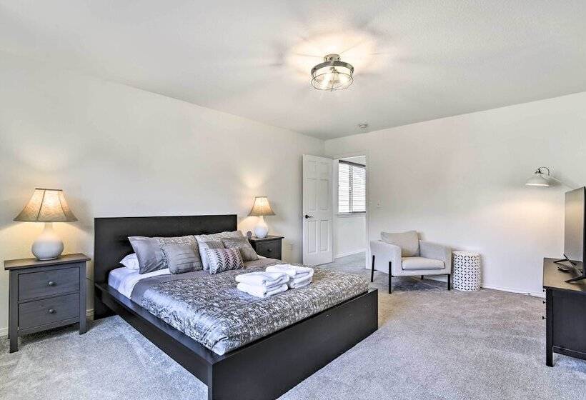 Lovely Vancouver Home < 18 Mi To Portland!