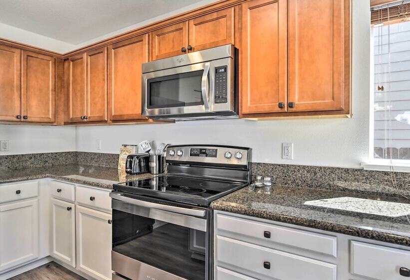 Lovely Vancouver Home < 18 Mi To Portland!