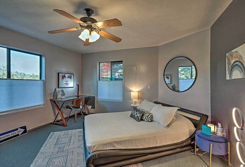 Luxe Sedona Retreat With Gorgeous Red Rock Views!