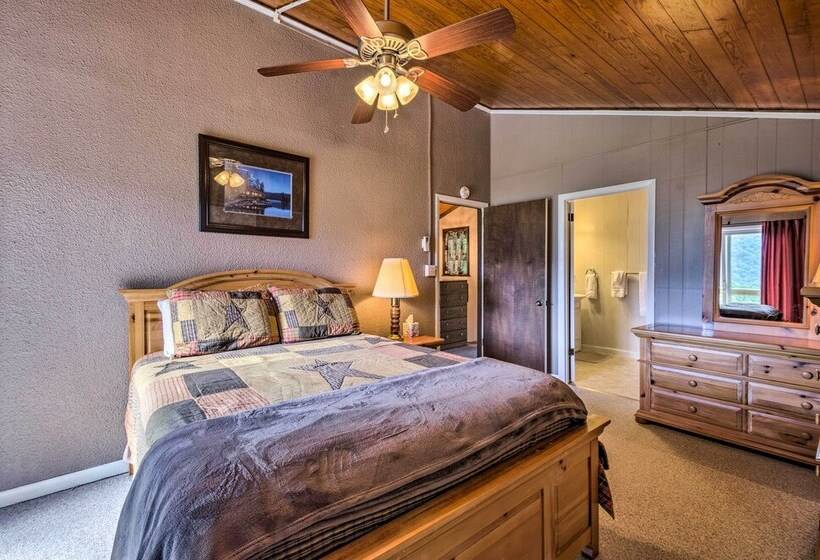 Maggie Valley Gem W/ Blue Ridge Mtn View + Hot Tub