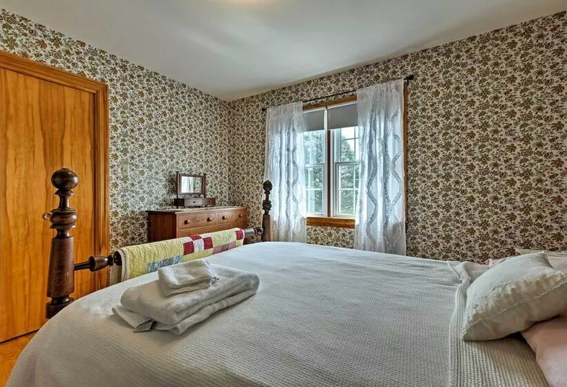 Quaint Elkton Home Near Shenandoah National Park!