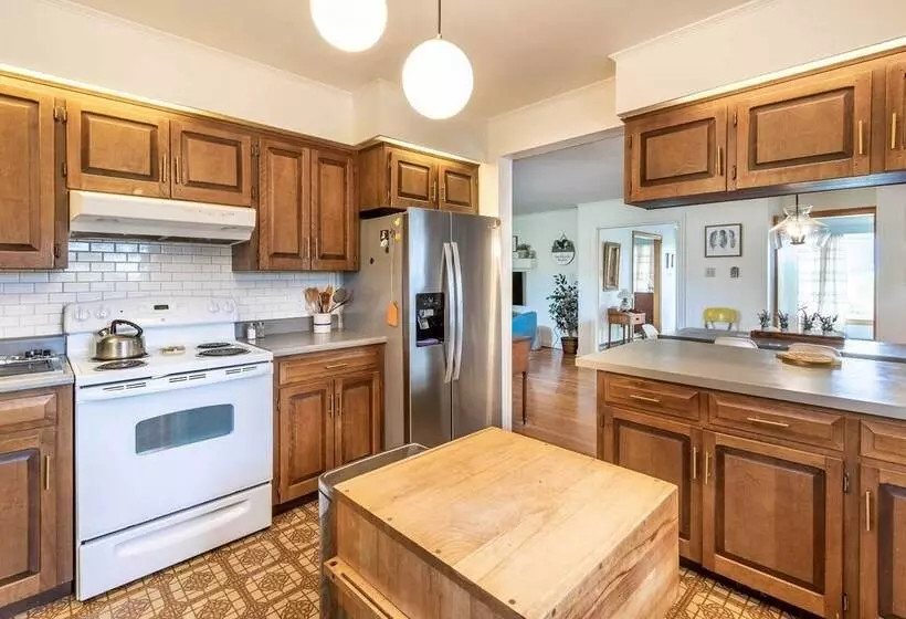 Quaint Elkton Home Near Shenandoah National Park!