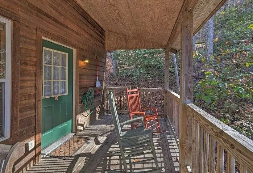 Secluded Nantahala  Gone Hunting  Cabin W/ Hot Tub