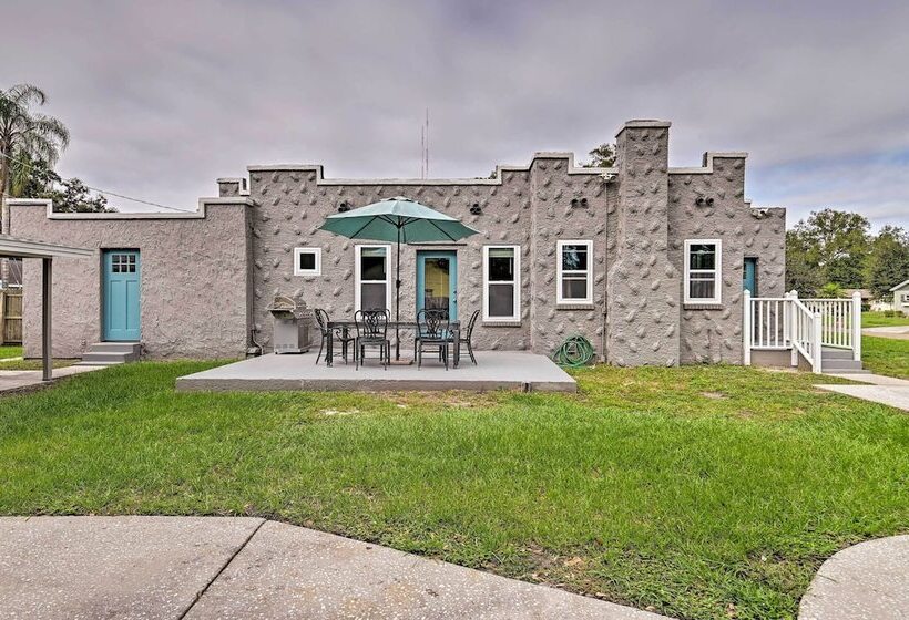 Walk To Dtwn: Winter Garden Home W/ Patio