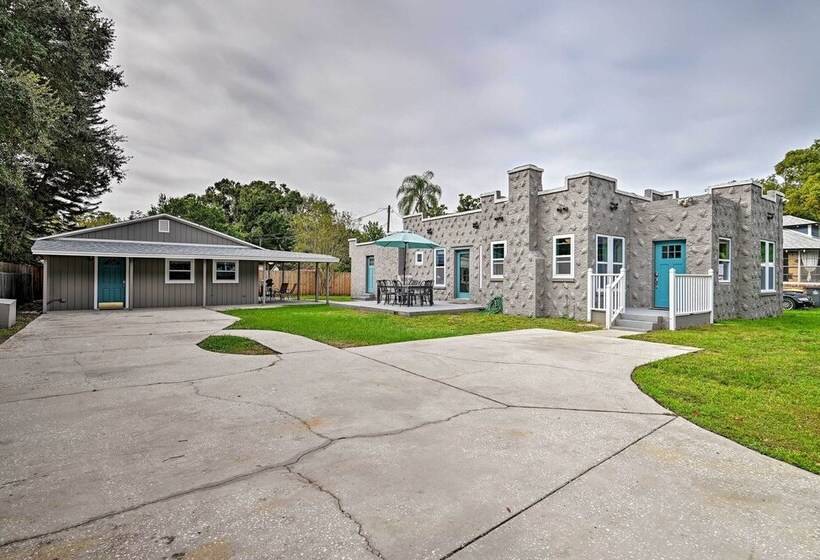 Walk To Dtwn: Winter Garden Home W/ Patio