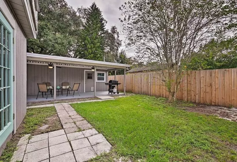 Walk To Dtwn: Winter Garden Home W/ Patio