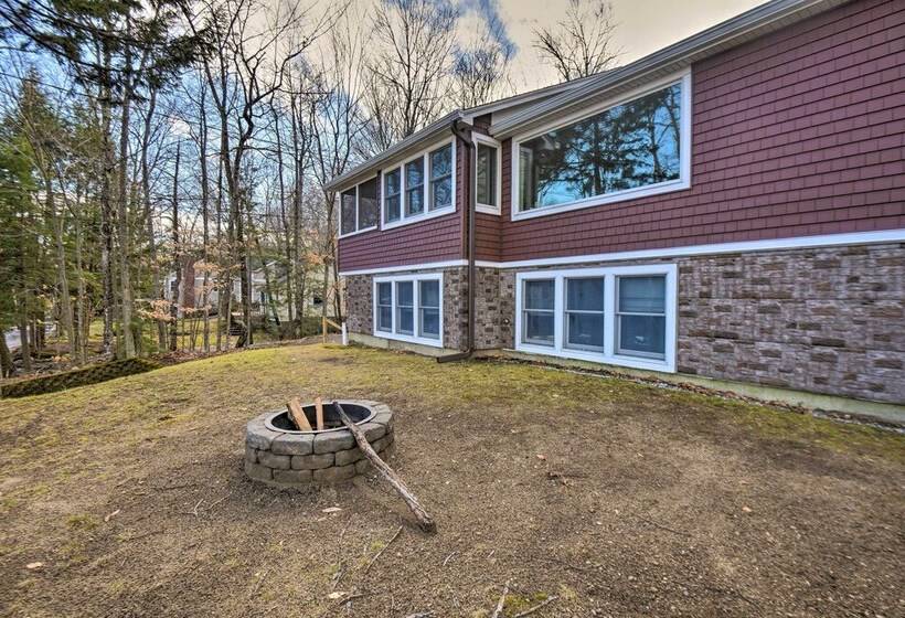 Updated Bristol Lakehouse W/ Kayaks & Beach Access