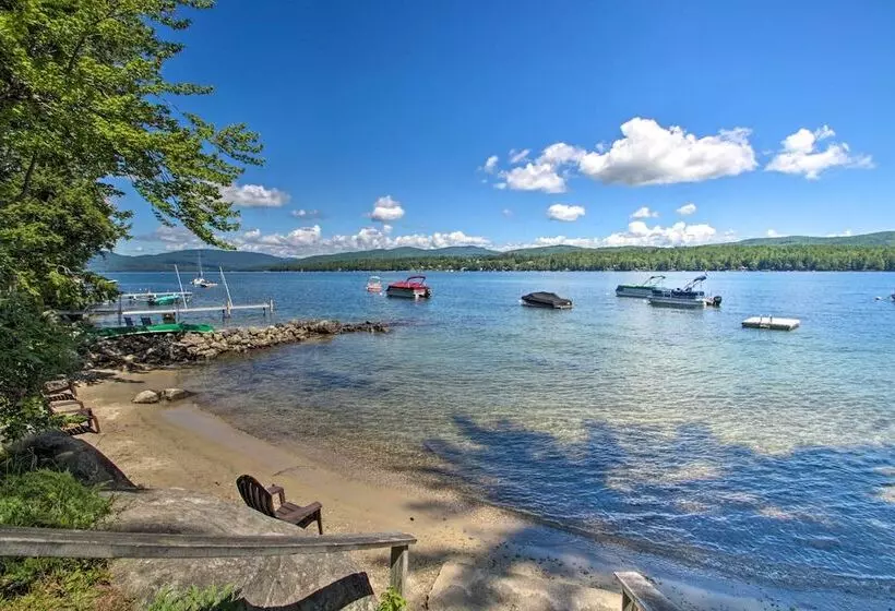 Updated Bristol Lakehouse W/ Kayaks & Beach Access