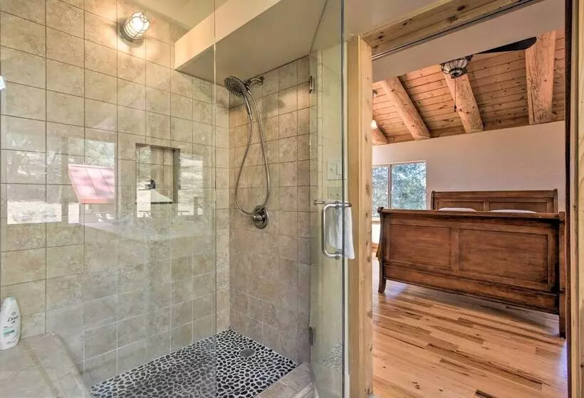 Updated Groveland Cabin W/ Wraparound Deck!